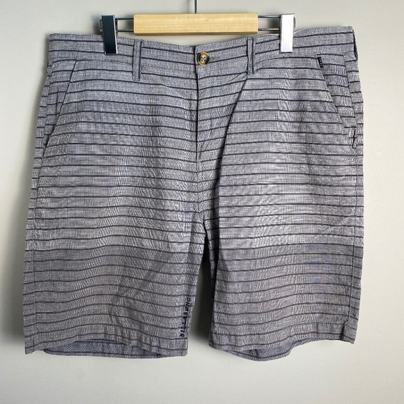 Billabong Men's Gray Striped Chino Casual Walking Beach Shorts Cotton Size 36 - Picture 1 of 16